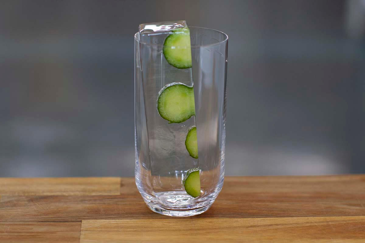 Infusing Ice Cubes Can Level Up Your Cocktails